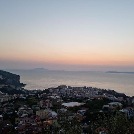 Casa Anna Lejlighed Vico Equense Eksteriør billede